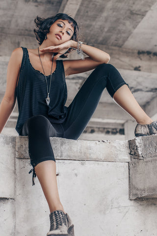 LACE UP Capri Leggings