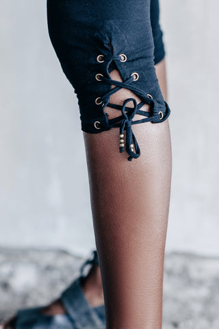 LACE UP Capri Leggings