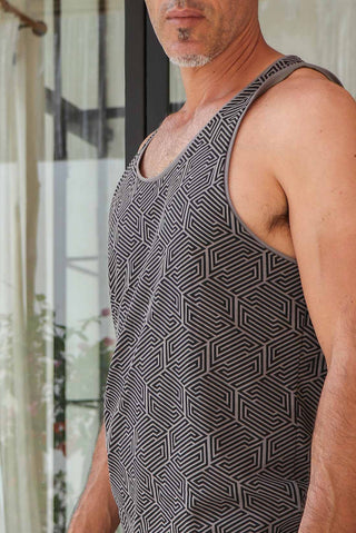 gray printed men tank