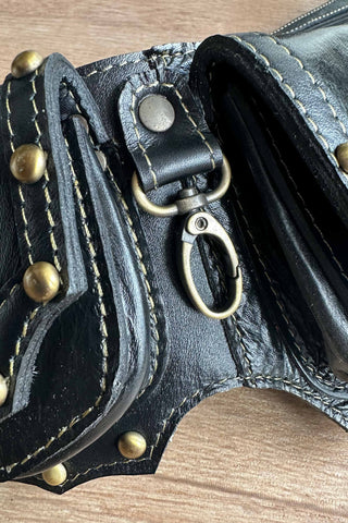 ORIENTALE - [Black Leather]
