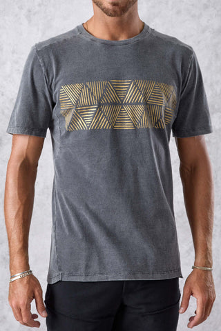 T-Shirt THRIVE
